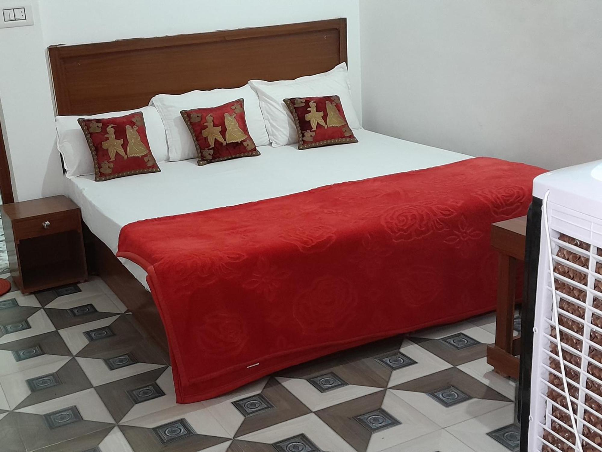 Rani Palace Khajurāho Kamer foto